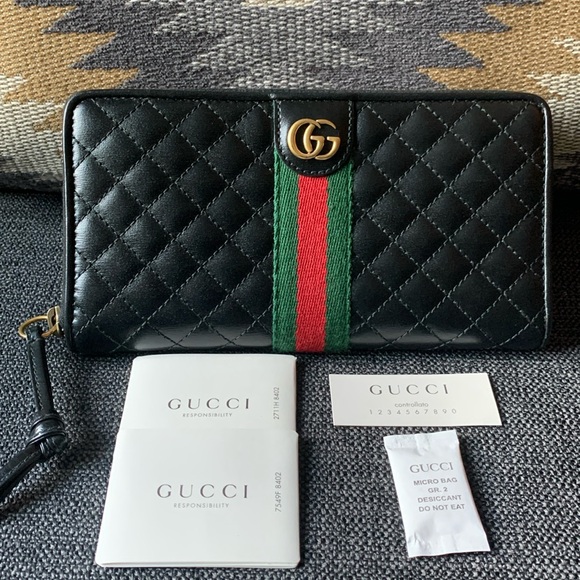 Gucci Handbags - 🖤❤️💚Gucci Quilted Leather Web GG Marmont Zip Around Wallet🖤❤️💚
